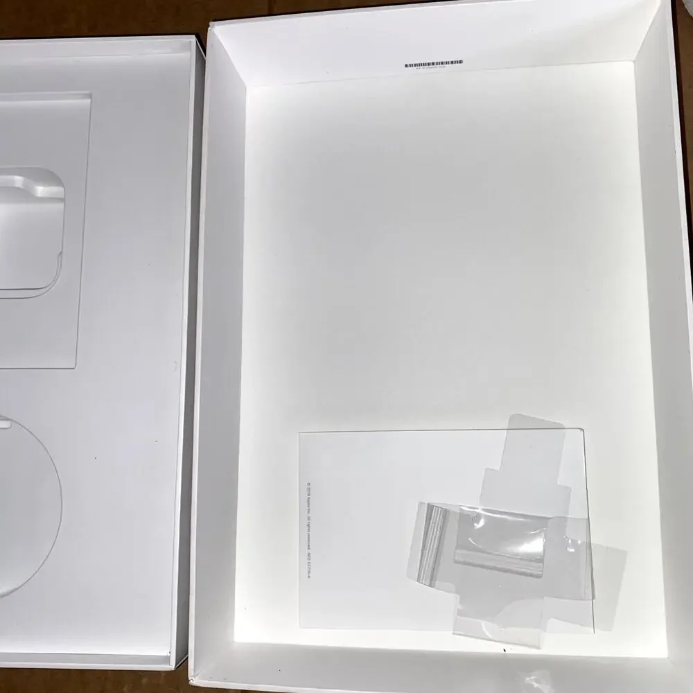 Apple Ipad Empty Box 32GB 7th Generation Wi-Fi + Cellular Gold *